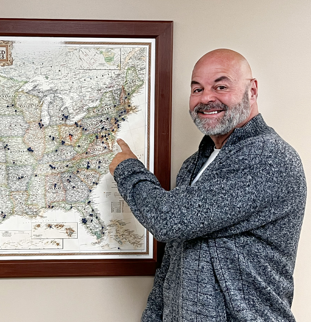 HommatiNetwork's tweet photo. 🎉👏 Give Joe Bonifazio a BIG Hommati welcome to the franchise family! He is our newest franchisee in the great state of New York! 👍 We wish you the best and we'll be there every step of the way! Congrats

#NewFranchisees #WelcomeToHommati #HommatiFamily #Hommati #Congrats https://t.co/ukLTwHi8d7