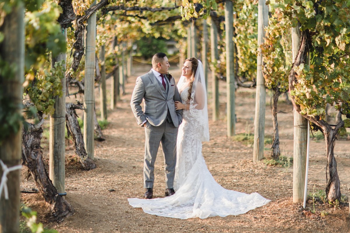 Simply glowing✨ 
--
Why add something to your Pinterest Board when you can take a wedding tour?! Click the link below to view our wedding packages!
wilsoncreekwinery.com/weddings/