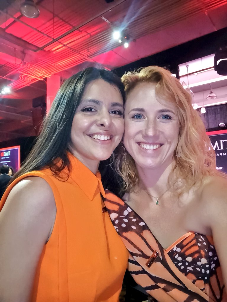 SashaMTL's tweet image. What an amazing night filled with friends old and new!🥂
Thank you @TIME for this incredible recognition, and for giving us the chance to celebrate it together 🦋❤️ #time100ai