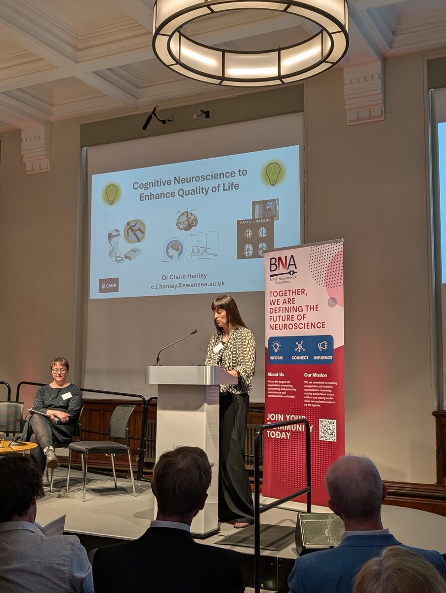 BritishNeuro's tweet photo. Now time for our rapid fire research talks - 3 minute snapshots of the best neuroscience Wales has to offer. With Dr Claire Hanley and Dr Roberto Angelini @SwanseaUni, Dr Kim Kendall @neurosciencecu ,  Dr Charlie Wiltshire @BangorUni and Dr Tom Massey @UKDRI https://t.co/tkfW0ITOXR
