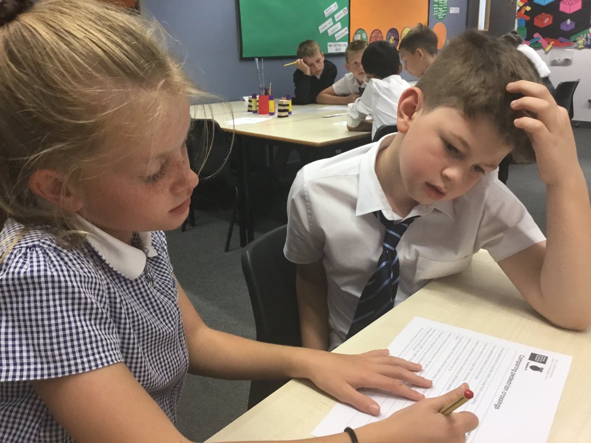 QRA_2026Y5's tweet photo. We have been developing our understanding of computer systems in everyday life #qracomputing https://t.co/lRO2lEnYlV