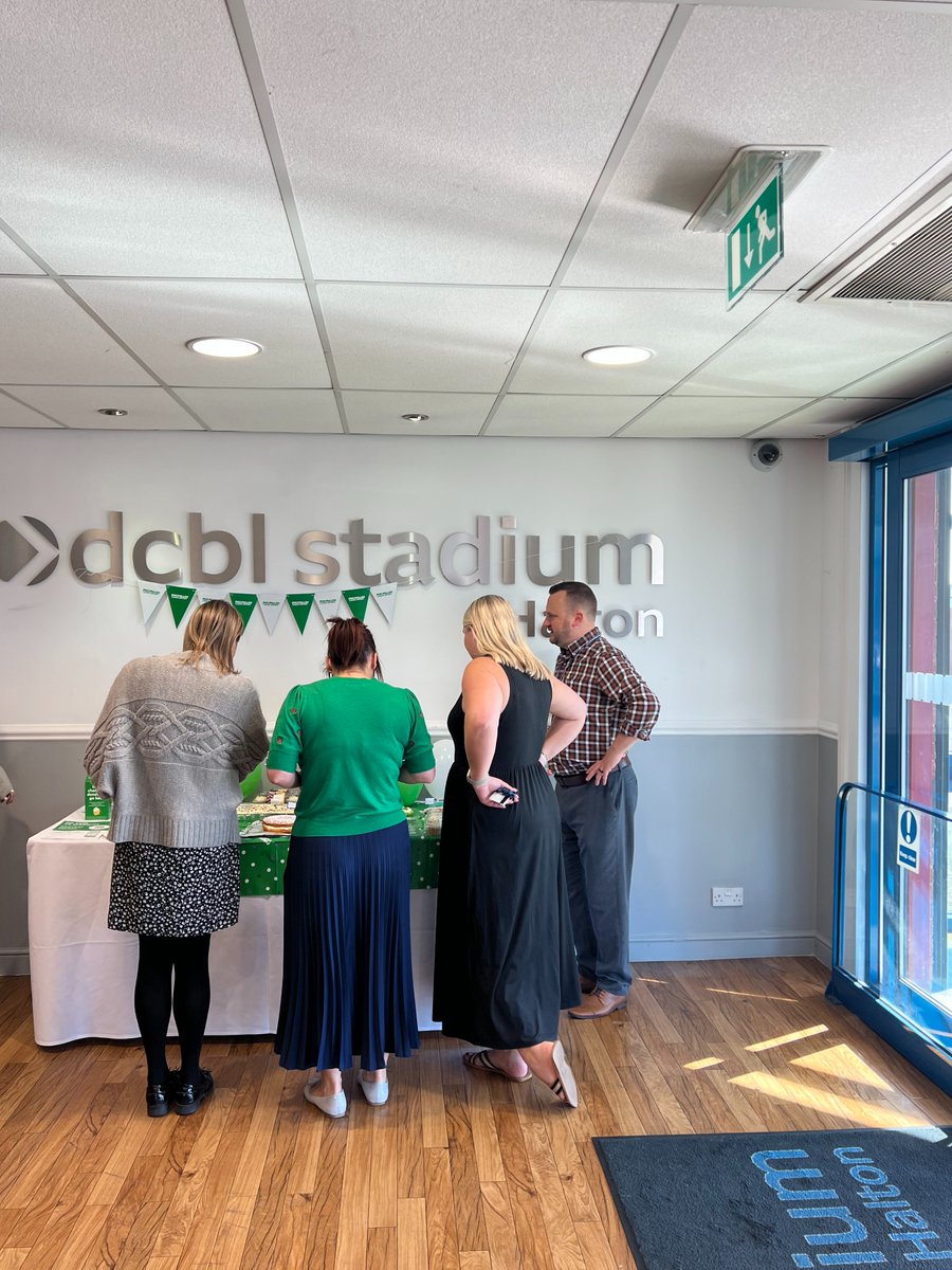 We hosted a Cake Sale today at the DCBL Stadium to raise money for Macmillan.
🧁Lots of cakes sold with all profits going to a fantastic charity!🧁
If you missed out but would like to donate then please scan the QR code in the picture or text CUPCAKE to 70550 to donate £5 💚