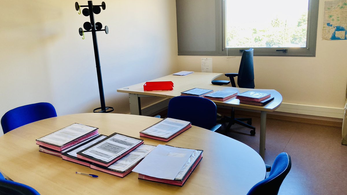 XWiik's tweet photo. Après avoir parlé hier budget 💶 &amp; travaux 🏗️ 2025, début de semaine sur le pont !

Avant la 🌧️
✅conseil de discipline ⚖️
✅visite de chantier 🚧 
✅signature ✍🏼 de parapheurs depuis mon nouveau bureau
✅Commission 🚌 mobilité avec Thierry OCCELLI à la @CASAOfficiel

#EluLocal https://t.co/TlgxPbkeAN