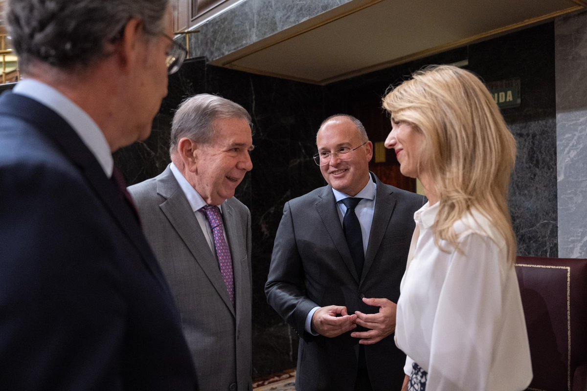 Bienvenido, Presidente.