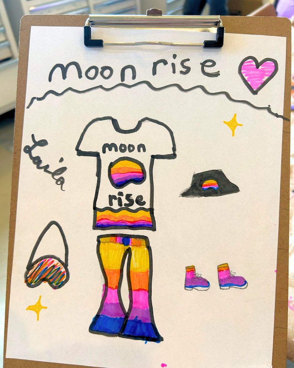 Moonrise tweet media