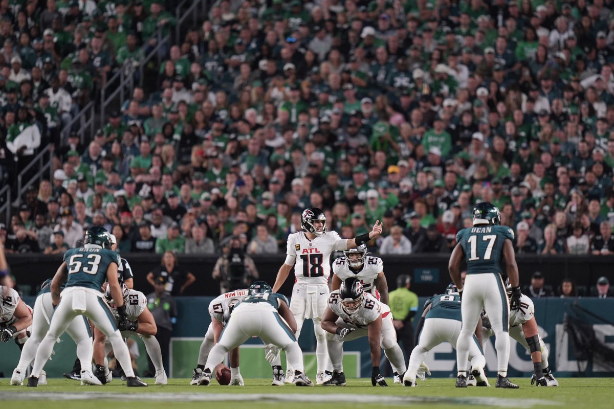 KirkCousins8's tweet image. Hard-fought team win last night. Love our group. Now on to Kansas City.