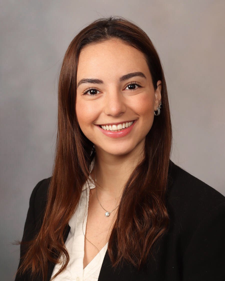 Hi #MedTwitter! I’m Lucero Sangster C, 🇵🇪 MD and research trainee at <a href="/MayoClinic/">Mayo Clinic</a> , applying to #Psychiatry for #Match2025! 

I’m passionate about improving mental health access for underserved communities and research. 

Excited to connect with mentors and peers! ✨  <a href="/AAPPHealth/">American Association of Peruvian Physicians (AAPP)</a>