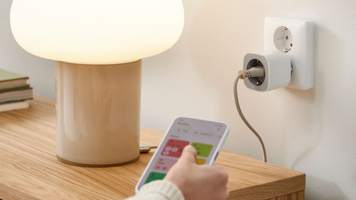 ApolloTechSpec's tweet image. Looking to save money on electricity? IKEA has a new smart plug that can help you track how much energy your appliances are consuming.
#ApolloTechSpecialist #SmartHomeTech #IKEASmartPlug techradar.com/home/smart-hom…