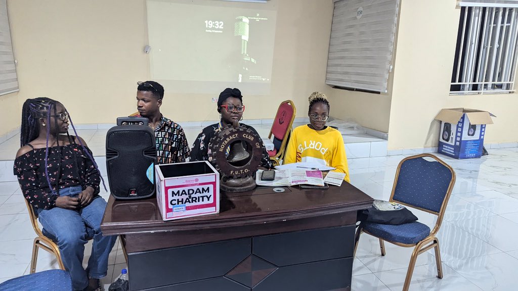RotaFuto01's tweet photo. Laughter, tears, and popcorn galore!
Movie and popcorn fellowship was epic!❤️🍿🎥
@rotaryinternational @district9142rotaract
#rotaryinternational #rotary #rotaract #rotaractclub #rotaractors #rotaryinaction #rotaractpower
God bless RotaFuto... ROTA CAPACITY 🔥🔥🔥 https://t.co/Wzr6rqoAUB