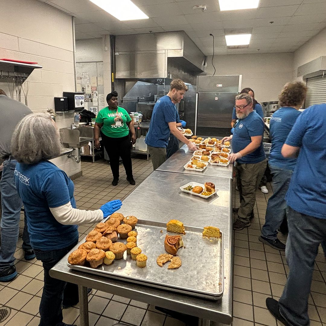 DataPerk's tweet image. For our second #PerksforaPurpose #volunteer day we helped serve food at firehouse ministries Check out a few snapshots from the day!