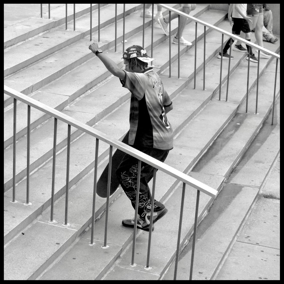 q3whocares's tweet image. &quot;The Muni Ten&quot; is now live

My 2nd single for my project &quot;The Last Dayz Instrumentals&quot; releasing  via #rocnationdistribution OCTOBER 1st

This score is dedicated to the legendary 10 stair from the original Thomas Paines Plaza (aka Muni)

ffm.to/themuni10