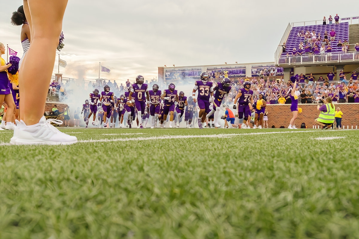 9/14/2024 UMHB Football vs WCU russellmarwitz.com/9-14-2024-umhb…