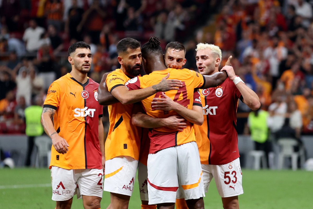 OptaCan (@optacan) on Twitter photo 1 - Bu sezon Süper Lig'de puan kaybetmeyen tek takım olan <a href="/GalatasaraySK/">Galatasaray SK</a> (5G), maç başına en fazla gol atan (3.4), toplam (19.4) ve isabetli (7.2) şut çeken, net gol pozisyonuna giren (5.6) ve en yüksek beklenen gol değerine (2.47) ulaşan ekip konumunda. Aslan. 1 - Bu sezon Süper Lig'de puan kaybetmeyen tek takım olan <a href="/GalatasaraySK/">Galatasaray SK</a> (5G), maç başına en fazla gol atan (3.4), toplam (19.4) ve isabetli (7.2) şut çeken, net gol pozisyonuna giren (5.6) ve en yüksek beklenen gol değerine (2.47) ulaşan ekip konumunda. Aslan.