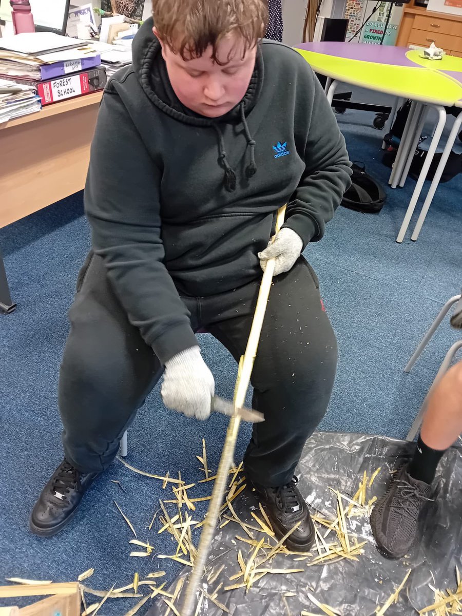 LHSInclusionST's tweet photo. S4 Outdoor Learners crafting birch bows and elder wands from wood foraged by themselves. All engaged and motivated. You know the lesson is working well when they start singing while they work...@LesmahagowHigh #LHSTogether 🎶🎼🎤🎵 https://t.co/TMN3oeI8ng