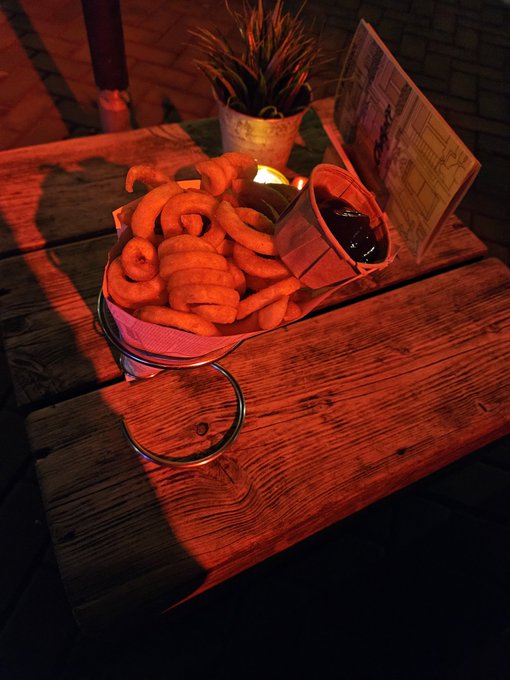 Decided to go for a little drink and snack while doing my nightly reading  &euro;10 Virgin peach mojito &euro;10<a href="/tag/wishlist"class="tags"><span>#wishlist</span></a><a href="/tag/gowishme"class="tags"><span>#gowishme</span></a>