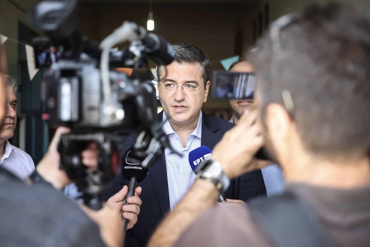 Qui est Apostolos Tzitzikostas, désigné nouveau commissaire européen aux Transports ? dlvr.it/TDM4nR