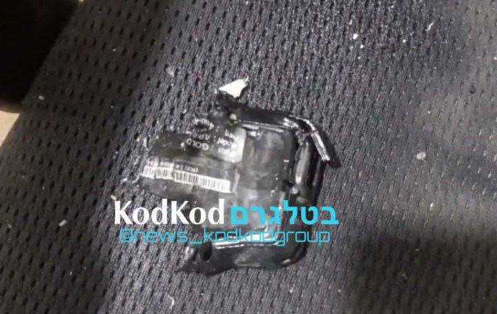 FromGazaToMars's tweet photo. @AstroLoay What's in your pocket? Be careful, you have no idea what's inside! https://t.co/eCQyJSdnBD