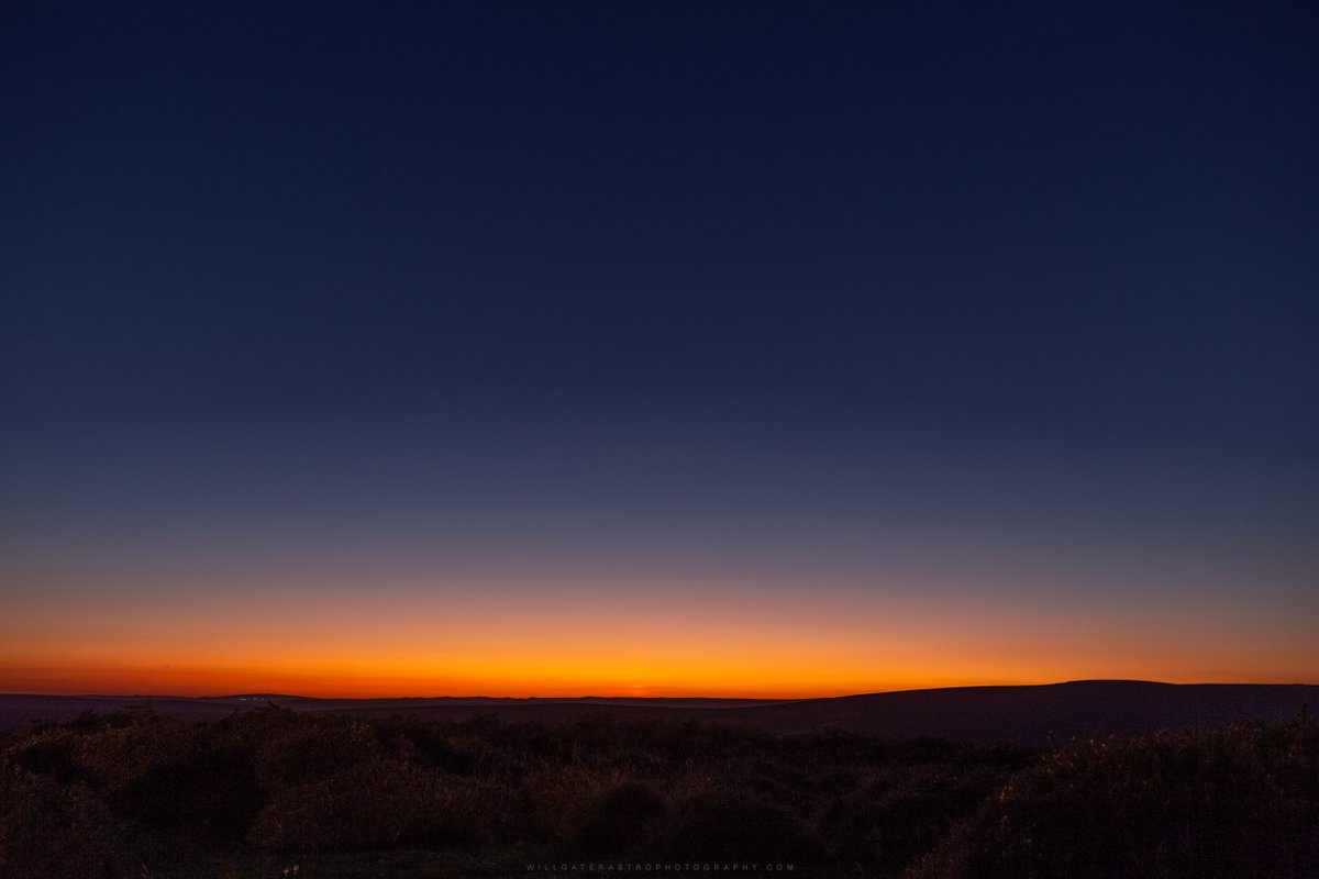 Tonight's stunning sunset sky gradient from Dartmoor, Devon.