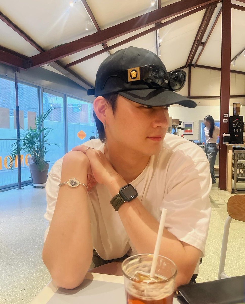 JayB_inDxxair's tweet photo. ㅋㅋ https://t.co/G1kNQZAIZs