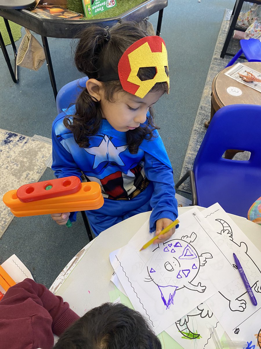 MissRossingtonR's tweet photo. Mark-making in the writing area with friends. @busheyheathjm #busheyheathwriting #EYFSliteracy https://t.co/t9Zd1PfLJF