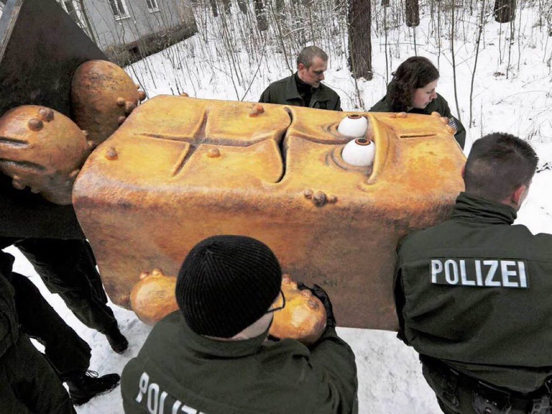 yungcilotaa's tweet image. Er wusste zuviel