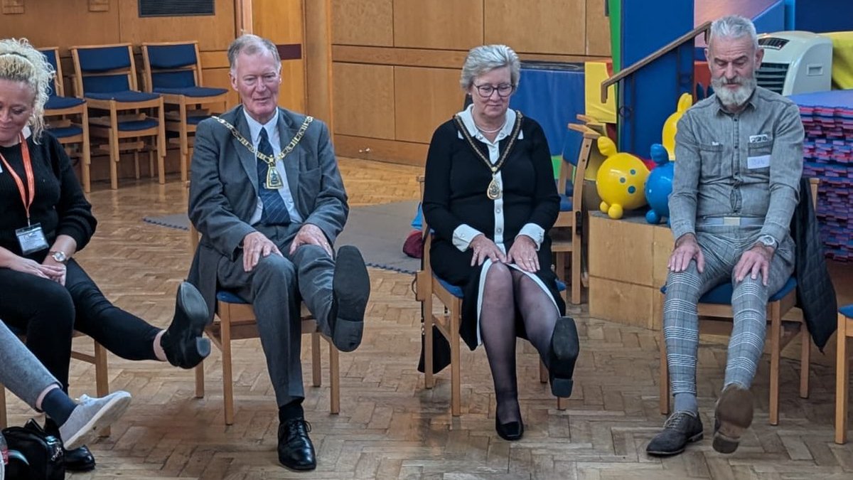 MayorofBromley0's tweet photo. The Mayor &amp; Mayoress took part in a new Dementia-friendly 'Love to Move' group exercise.

The group is run by @RaHBromley to provide chair-based low impact movement &amp; coordination classes for senior residents, following a method developed by @bgfoundation.

#ProudOfBromley https://t.co/dsOfUKJvMe