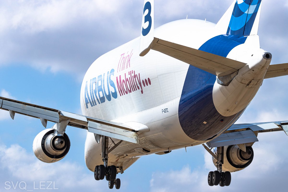 SVQ_LEZL's tweet photo. F-GSTC BELUGA LEZL/SVQ https://t.co/bCzCAABMzy