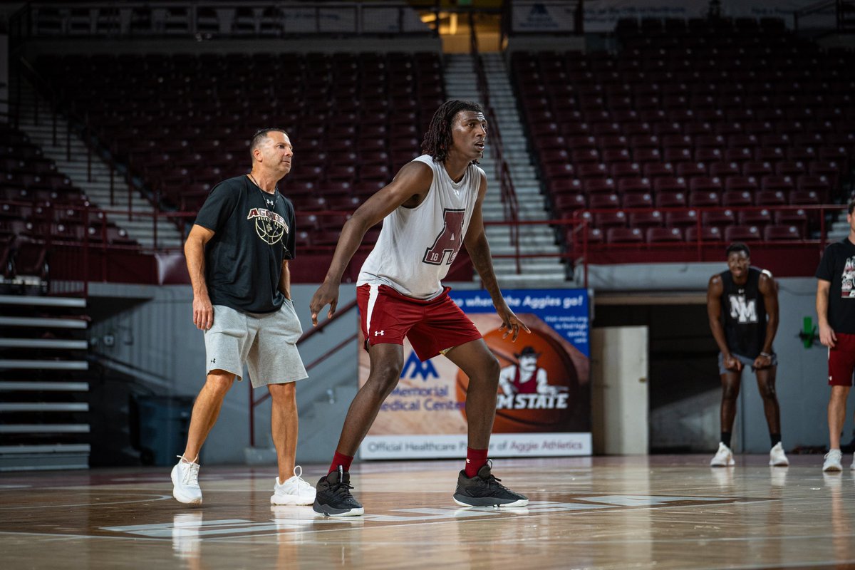 Help us wish our guy <a href="/105Coby/">105° COBY</a> happy birthday‼️🎂 

#AggieUp