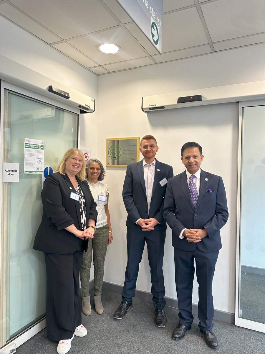 Doctors In Distress tweet media