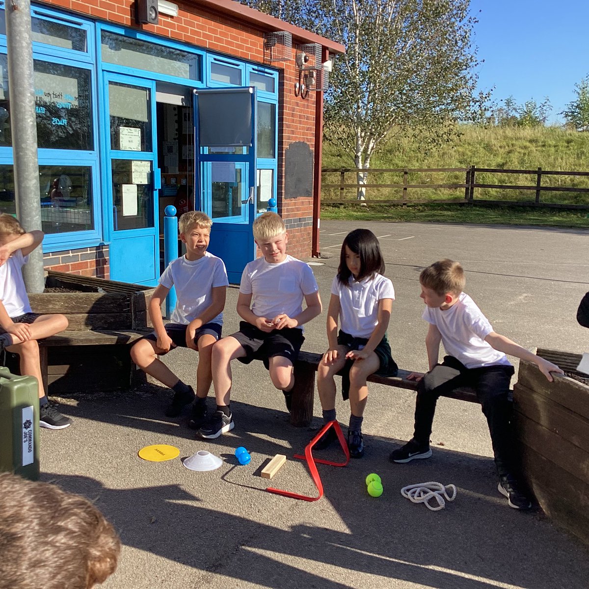 TheGatesPrimary's tweet photo. ATTENTION! Water or Shelter? During our Commando Joes session today our wonderful Junior Joes had to decide what they needed to take with them on their trek through the Amazon and search in teams to locate the items #commandojoes #thinkingstrategically #communication https://t.co/7ZXHgKEAmP