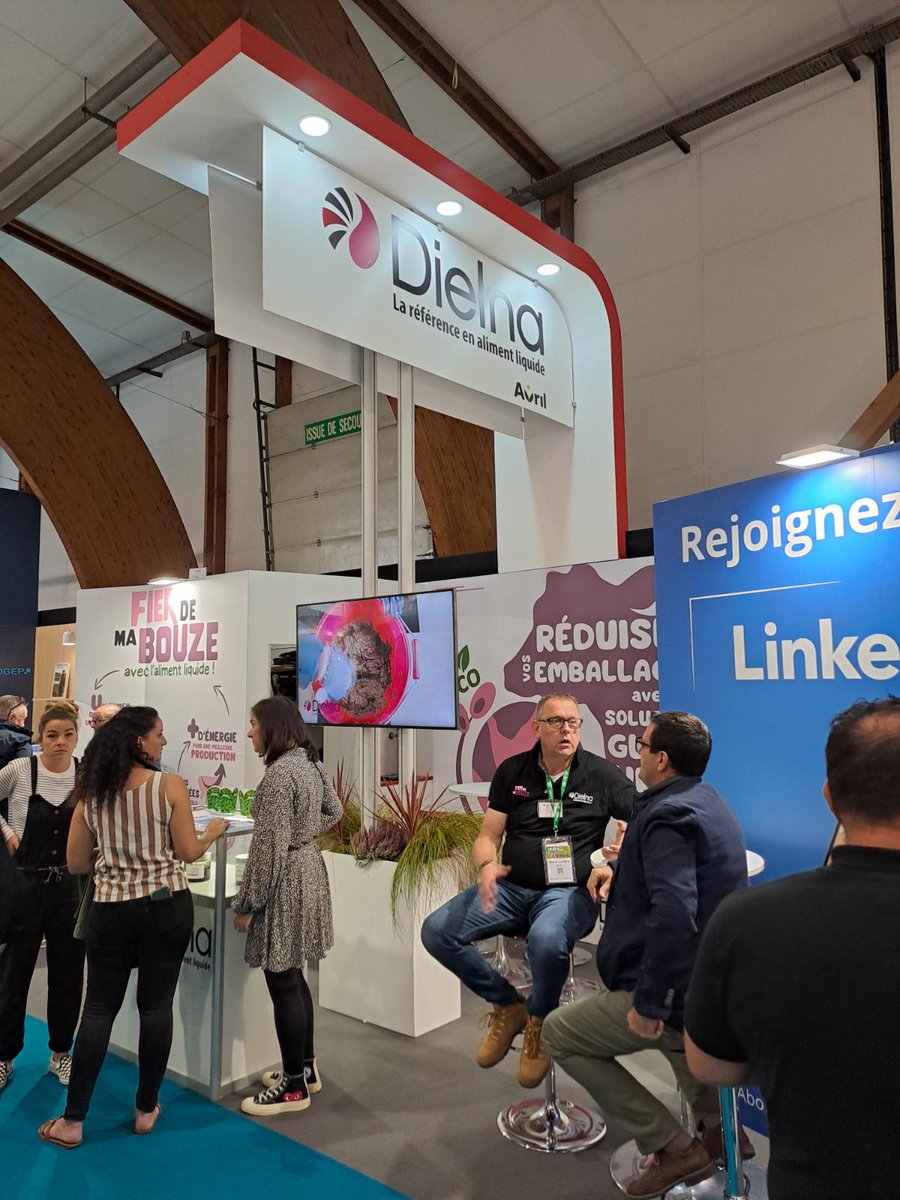 Avril's tweet photo. Avril est présent au @SPACERennes 2024, le salon international de l'élevage à Rennes !

Retrouvez nos filiales Sanders, Dielna et MixScience pour découvrir leurs solutions innovantes et durables en nutrition animale.

Où nous trouver ?

- Sanders vous accueille pour des conférences et animations autour de la performance et de la décarbonation des élevage Hall 8 stand A17.
- Dielna, spécialiste de l’aliment liquide, vous attend Hall 5 stand D98, pour vous présenter ses solutions permettant d'améliorer les performances des exploitations.
- MixScience est également sur place pour échanger autour de ses expertises en nutrition, prémix et zootechnie. Retrouvez les Hall 9 stand C64.

Rencontrez-les jusqu'à jeudi pour échanger sur leurs projets.

#SPACE2024 #ServirLaTerre