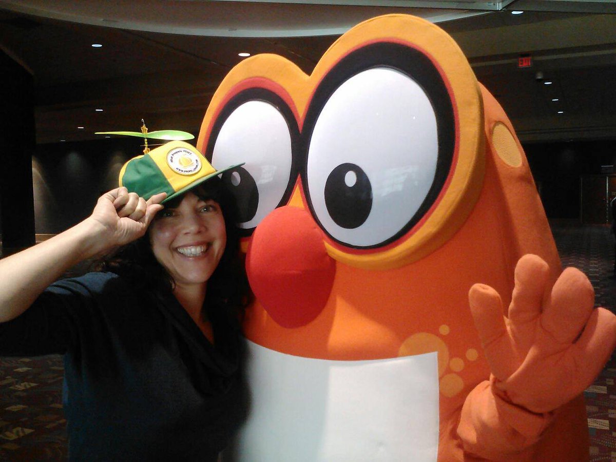 22 years of massive PROPS to everyone in every room everywhere throwing their hands in the air.  
I'm grateful for every mile. Every show.  Every win.  Every flub. 
Today is my speakiversary.  Thank you.
#ilovemyjob #workiversary