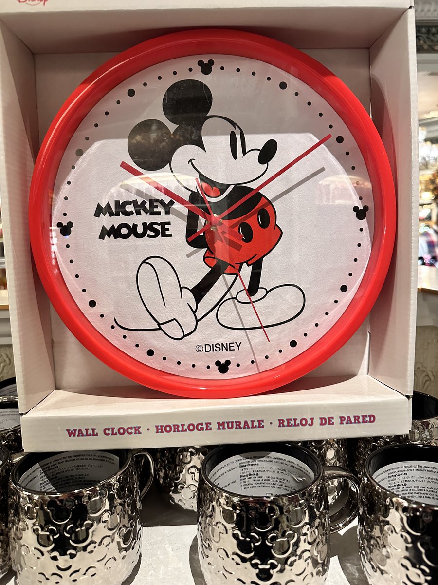 lalamocha4's tweet photo. Yesterday, while in Disneyland CA, on 9/16- I spotted these clocks in the shops on Main Street. Couldnβt help but feel those Q vibes! π
#mickeyclock https://t.co/DEnYpGBcth