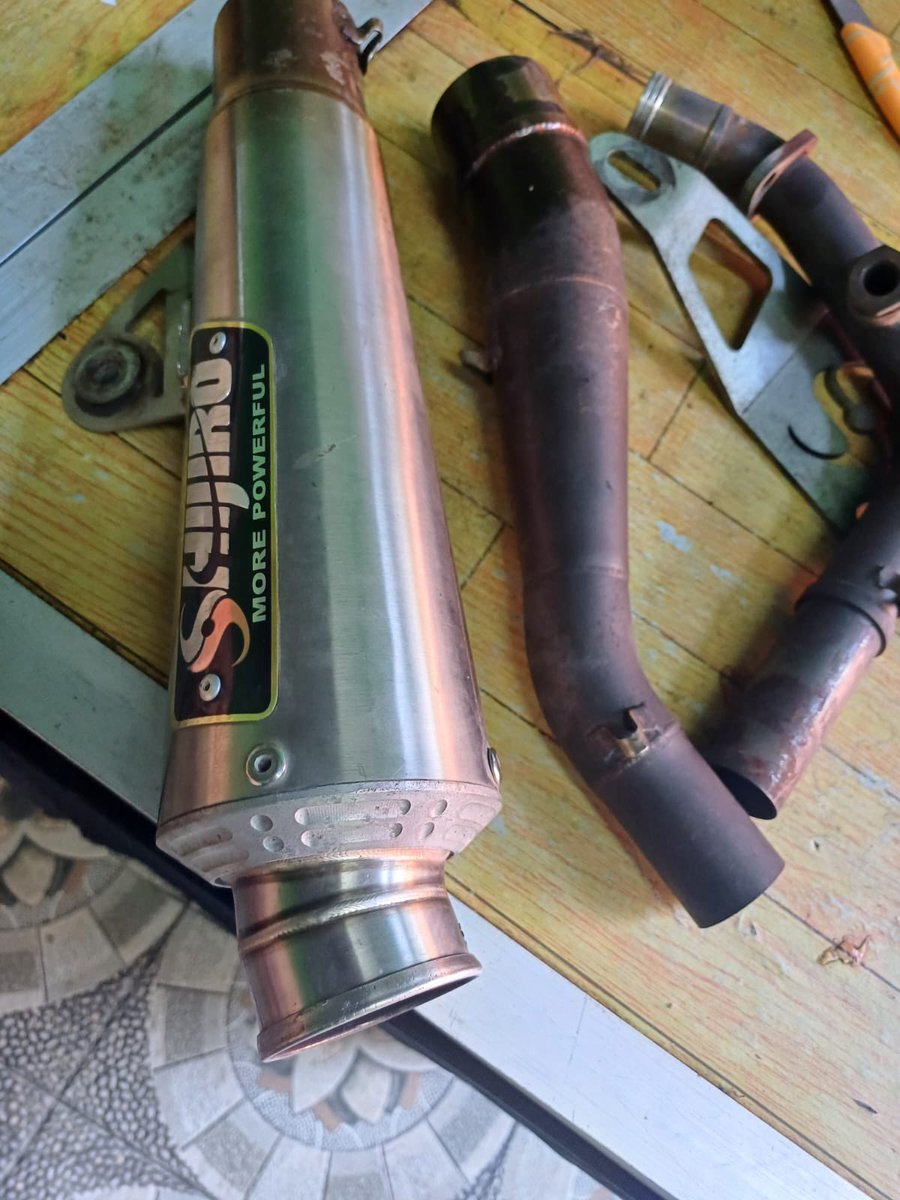 rraindah's tweet photo. jual knalpot shijiro inlet 50
Vespa matic lx 125
Pemakaian wajar dan masih mulus

Cod : Jakarta Pusat

#vespa #knalpotshijiro #shijiroknalpot #sell #vespajakartapusat #wts #vespalx125 #jakartapusat https://t.co/GDPrnLHRIo