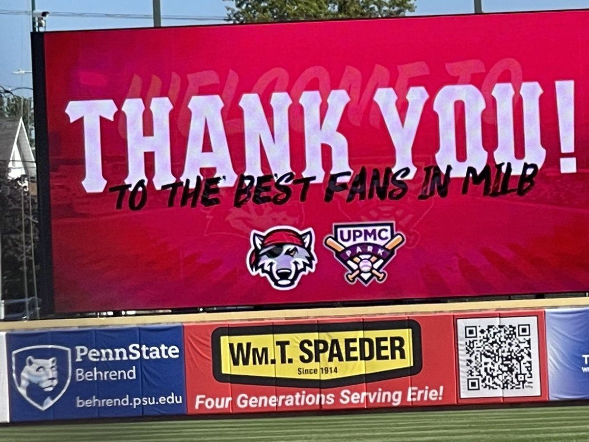 VybiralAdam's tweet photo. Great day Sunday wrapping up the @erie_seawolves regular season!! And ran into my old pal @adamwolf610 lol!! Heal up buddy!! #howlofagoodtime @UPMCPark https://t.co/QZr20yUY1I