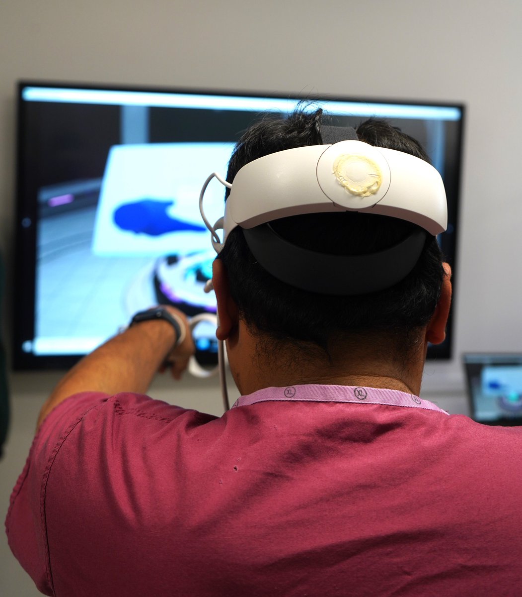 Today the CSIT team began a 4 week trial of <a href="/goggleminds/">Goggleminds</a>  VR. We are testing 7 scenarios with a variety of healthcare professionals from different multidisciplinary teams. Initial feedback has shown a positive response. #HCSIMWEEK24 
<a href="/GEHNHSnews/">George Eliot Hospital NHS Trust</a> <a href="/GEHSWFTLibrary/">George Eliot and South Warwickshire NHS KLS</a> <a href="/CatherineFree3/">Catherine Free</a>
