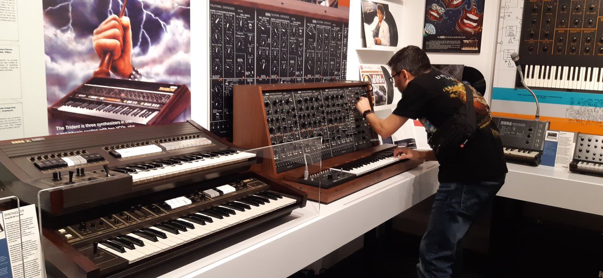 SpunOutSounds's tweet photo. ATONE FOR YOUR SYNTHS..! πΉπ
Popped along to the launch day of the @KorgUK #synthesizer exhibition at @MusicalMuseum Brentford to turn some knobs. Biggest public accessible collection of #Korgs outside Japan? π€
Got a copy of @TheTonyHorgan's book to help make sense of it allπ€― https://t.co/d83KbGkJww