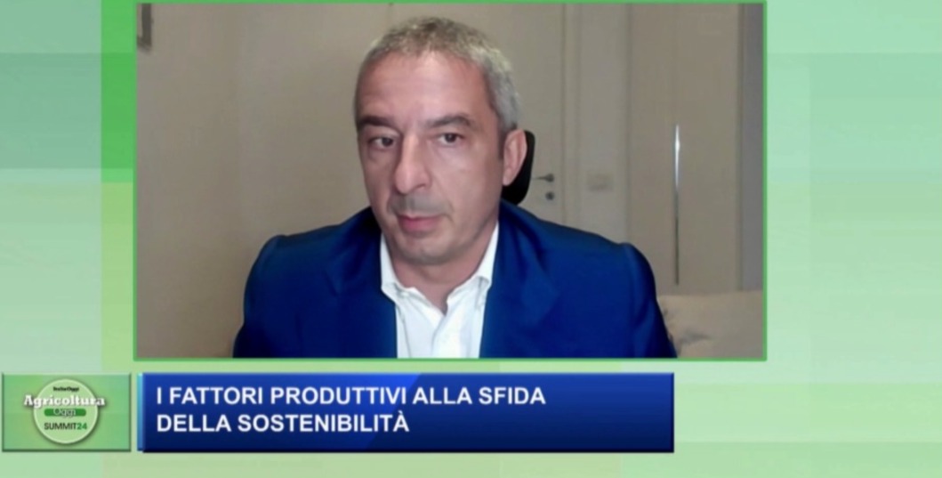 ItaliaOggi (@italiaoggi) on Twitter photo .<a href="/pietropacchione/">Pietro Pacchione</a> (Vicepresidente <a href="/E_Futura/">Elettricità Futura</a>): «Il fotovoltaico porta grandi benefici. Se rispettassimo i nostri obiettivi entro il 2030 otterremmo 540mila nuovi posti di lavoro a fronte di 300 miliardi di investimento». Segui la diretta: rb.gy/qqjjgs #AgricolturaOggi .<a href="/pietropacchione/">Pietro Pacchione</a> (Vicepresidente <a href="/E_Futura/">Elettricità Futura</a>): «Il fotovoltaico porta grandi benefici. Se rispettassimo i nostri obiettivi entro il 2030 otterremmo 540mila nuovi posti di lavoro a fronte di 300 miliardi di investimento». Segui la diretta: rb.gy/qqjjgs #AgricolturaOggi