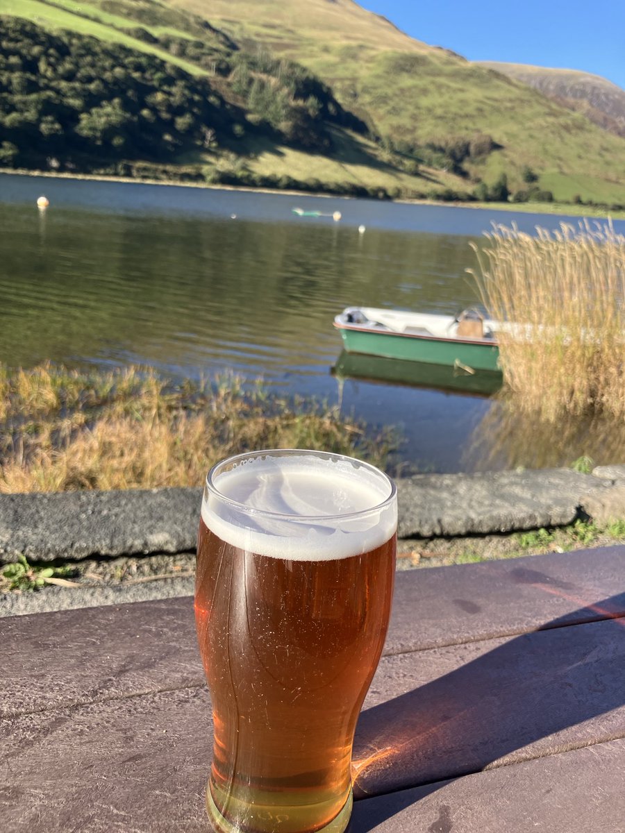 Guy Stewart (@fullersguy) on Twitter photo Having a pint of Butty Bach from โฆ<a href="/WyeValleyBrew/">Wye Valley Brewery</a>โฉ . Fantastic pint in a beautiful place, Llyn Mwyngil Having a pint of Butty Bach from โฆ<a href="/WyeValleyBrew/">Wye Valley Brewery</a>โฉ . Fantastic pint in a beautiful place, Llyn Mwyngil