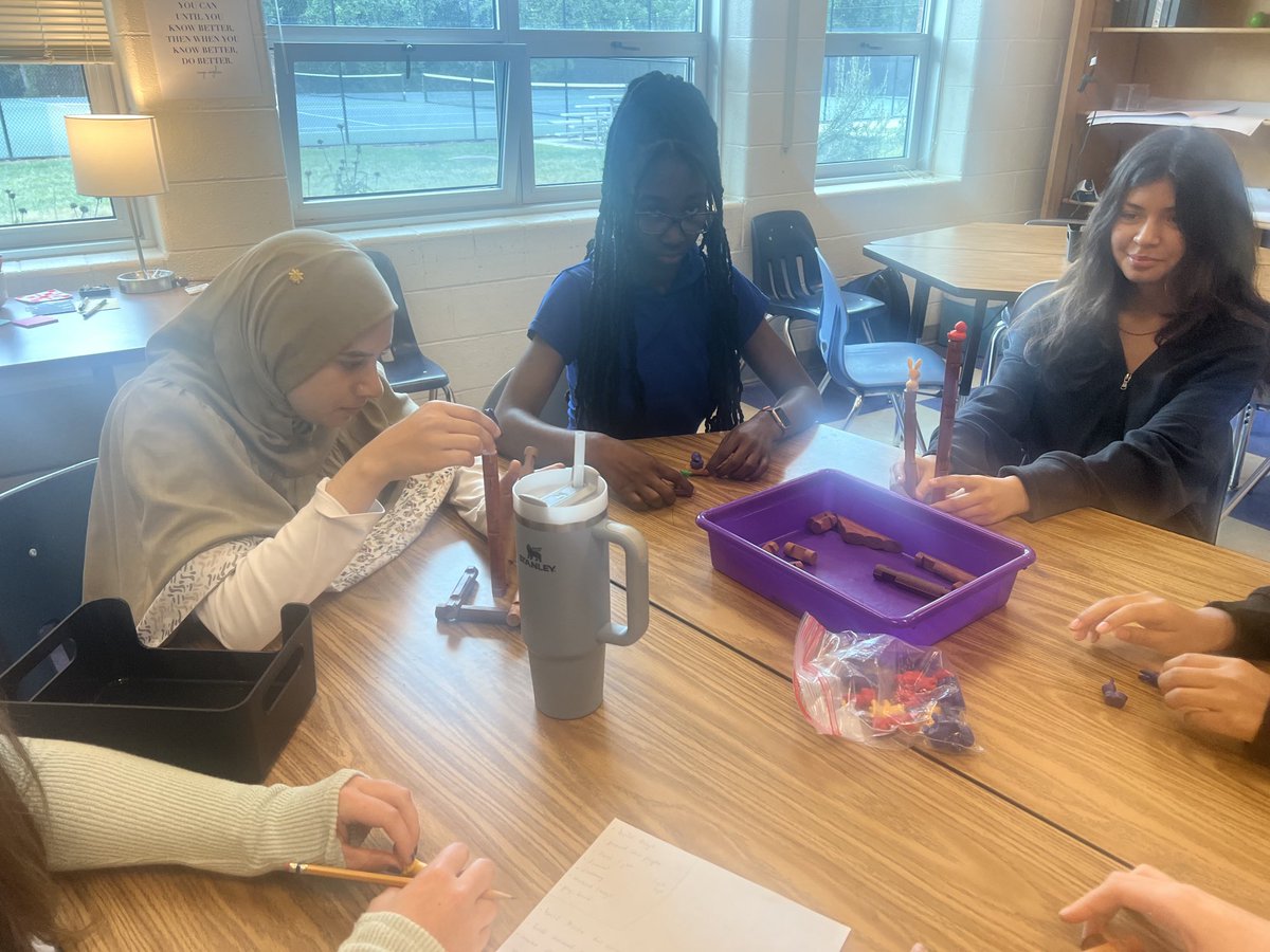 ZCastellanoAPS's tweet photo. Students in Child Development are getting ready to work with preschoolers by inventing fun games with the toys. https://t.co/lu4MNYSSNj