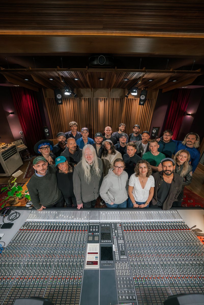 MWTM_Seminars's tweet image. Such an honor to host our first mwtm masterclass with @davidwrench  last week at @rueboyer in Paris! ✨✨✨