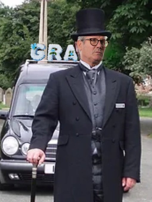 Justice_Seer's tweet image. This is PREDICTABLE from a "#GenocideEnabling" #EstablishmentPuppet -who is clearly intent on CULLING the POPULATION- to ring down the #WelfareBill!

That's the #PublicWelfareBill - NOT the #CorporateWelfareBill from which HE troughs!