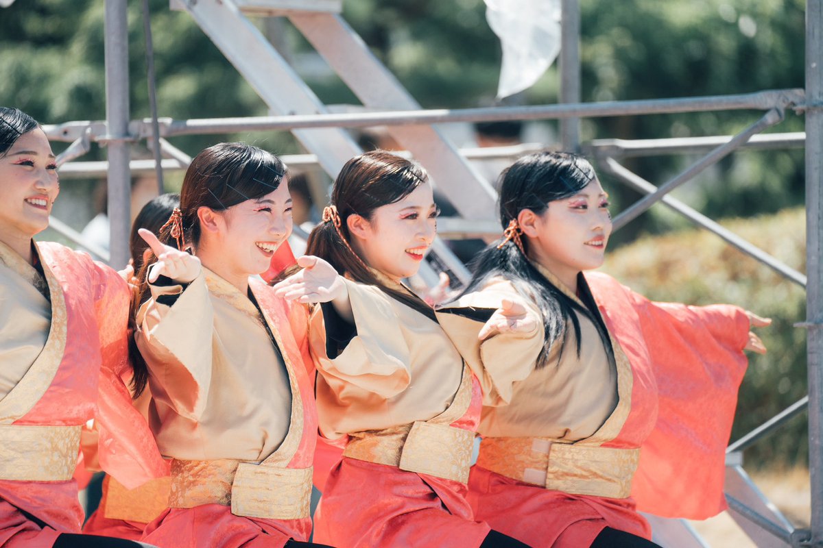 myonberry's tweet photo. 志舞踊での最後の夏🌻✨

みんなで過ごした1ヶ月はあっという間でした！最高の思い出と引退をありがとう🥲
自分の代ということもあって本気度がレベチやった❤️‍🔥1回生の時よりも良い顔で踊れたのが嬉しい！！！
これからもよさよさするぞ〜〜〜 https://t.co/RPMs3zKFKW