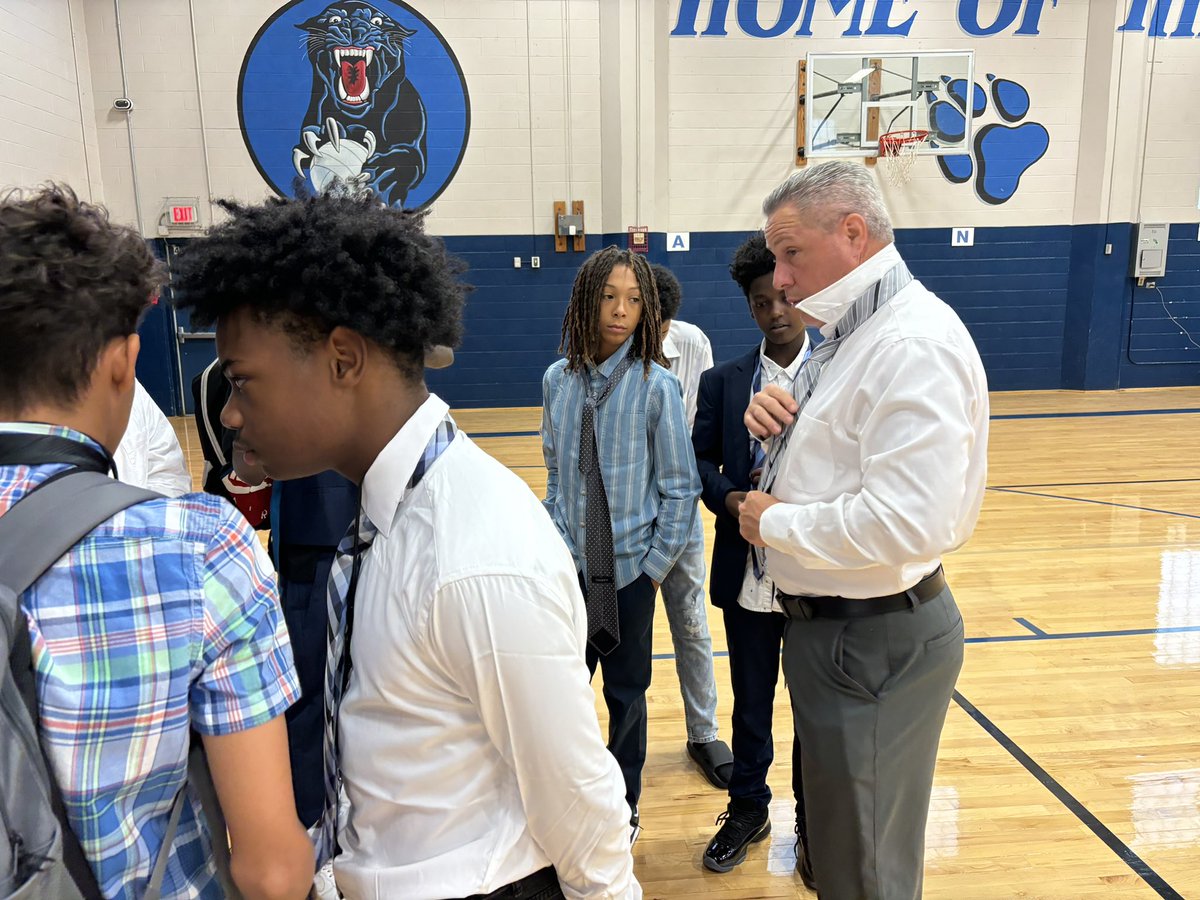 Shane Smith (@wreckem333) on Twitter photo Apollo athletics does a theme for every home game and this is one of my favorites!
āGentlemenās Dayā at Apollo.
The boys always look so sharp!
<a href="/Apollo_JH/">Apollo STEAM Academy</a> <a href="/BERKNERFOOTBALL/">BERKNER FOOTBALL</a> <a href="/CoachNine7/">Trey Bryant</a> Apollo athletics does a theme for every home game and this is one of my favorites!
āGentlemenās Dayā at Apollo.
The boys always look so sharp!
<a href="/Apollo_JH/">Apollo STEAM Academy</a> <a href="/BERKNERFOOTBALL/">BERKNER FOOTBALL</a> <a href="/CoachNine7/">Trey Bryant</a>