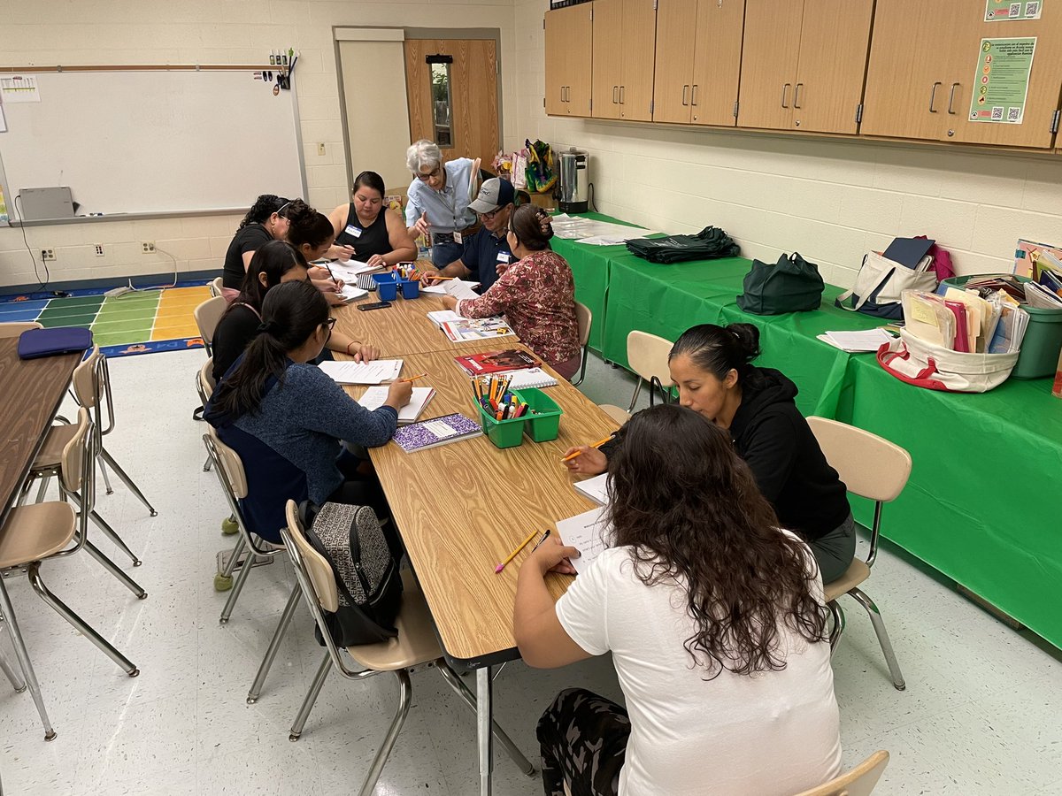 Arcola ES Community School Liaison tweet media