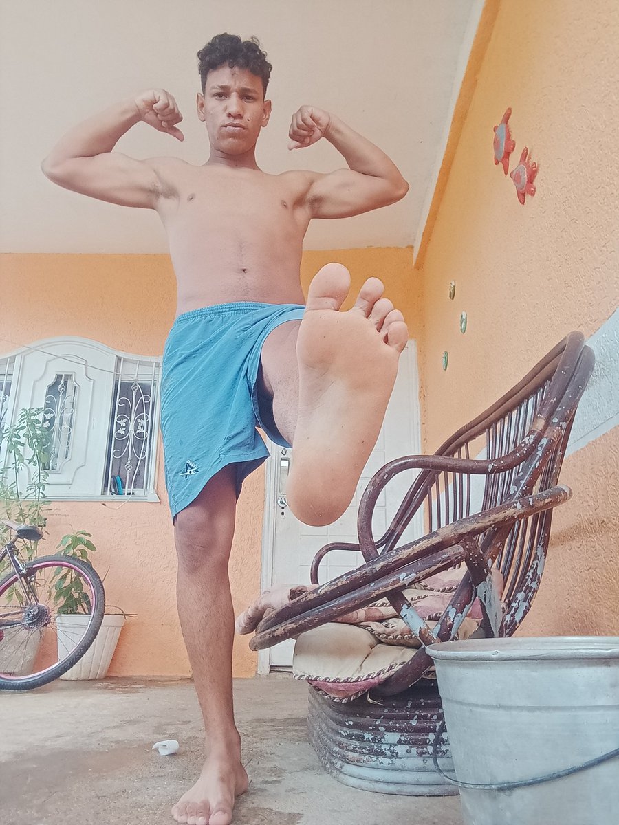 FeetMasterSmith's tweet image. your teacher has returned 👑
🤑🤑🤑
🦶🏿🦶🏿🦶🏿
@MASTER_UPDATES @findominfluence @MASTERS_PROMOS @piesmasculinosf @rt_feet #feetworshi̇p #Feet #master #cashalpha #cashfag #slave #FinDom #cashslave #paypig