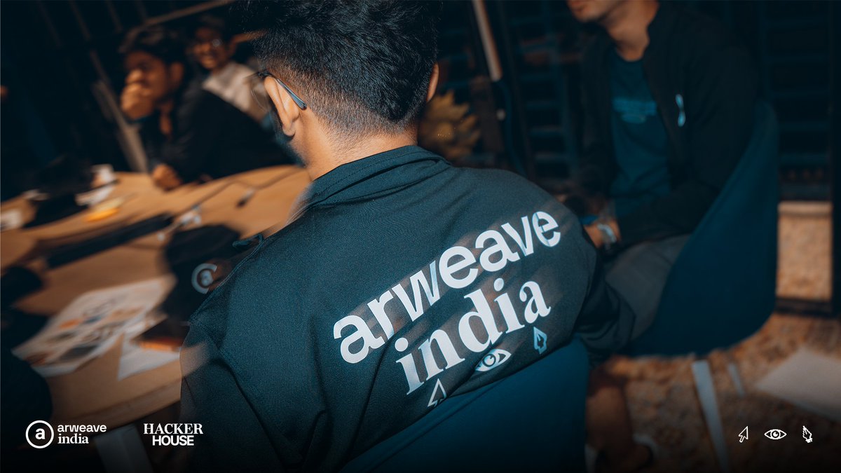 arweaveindia's tweet photo. The hackers and the crew are gonna be at Arweave Asia 🇸🇬  

Come say hi if you're around. We've got limited edition pins for all the new frens we make 👋 https://t.co/M2utGsiC9C