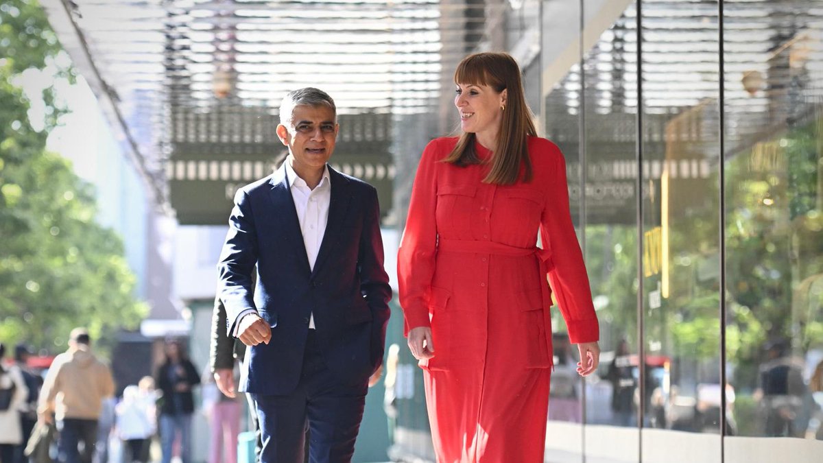 MayorofLondon's tweet photo. I joined Deputy Prime Minister @AngelaRayner at John Lewis to announce our plans to transform Oxford Street &amp; make it fit for the future, including the creation of a traffic-free pedestrian boulevard. I want Oxford Street to be the world’s leading shopping destination once again. https://t.co/PsJ0EOsEQW