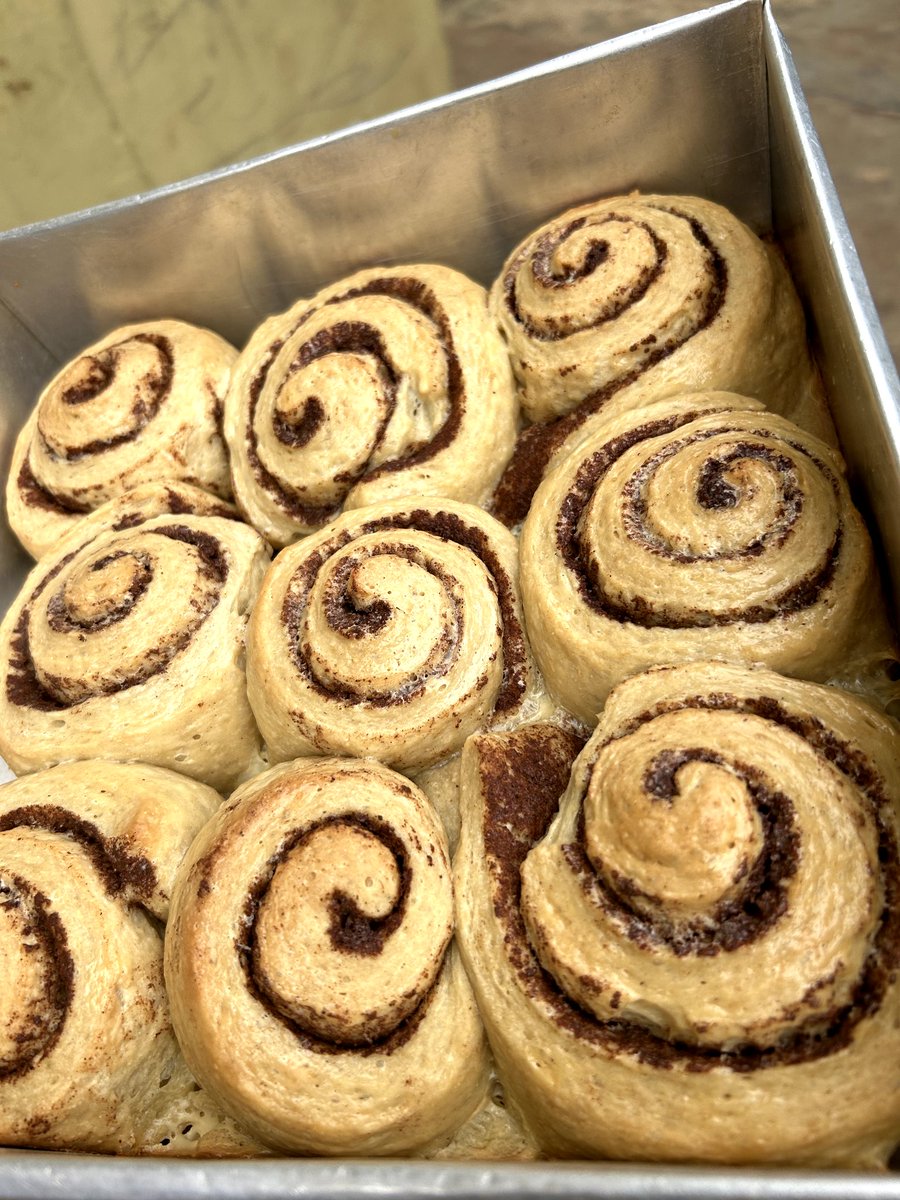 MaymounahMogaji's tweet photo. Cinnamon roll is one of the least popular pastries here, have you had it before? Did you/do you like it? Will you eat it again?
#pastries #rechargeandrefresh https://t.co/ioSjIOQaNt