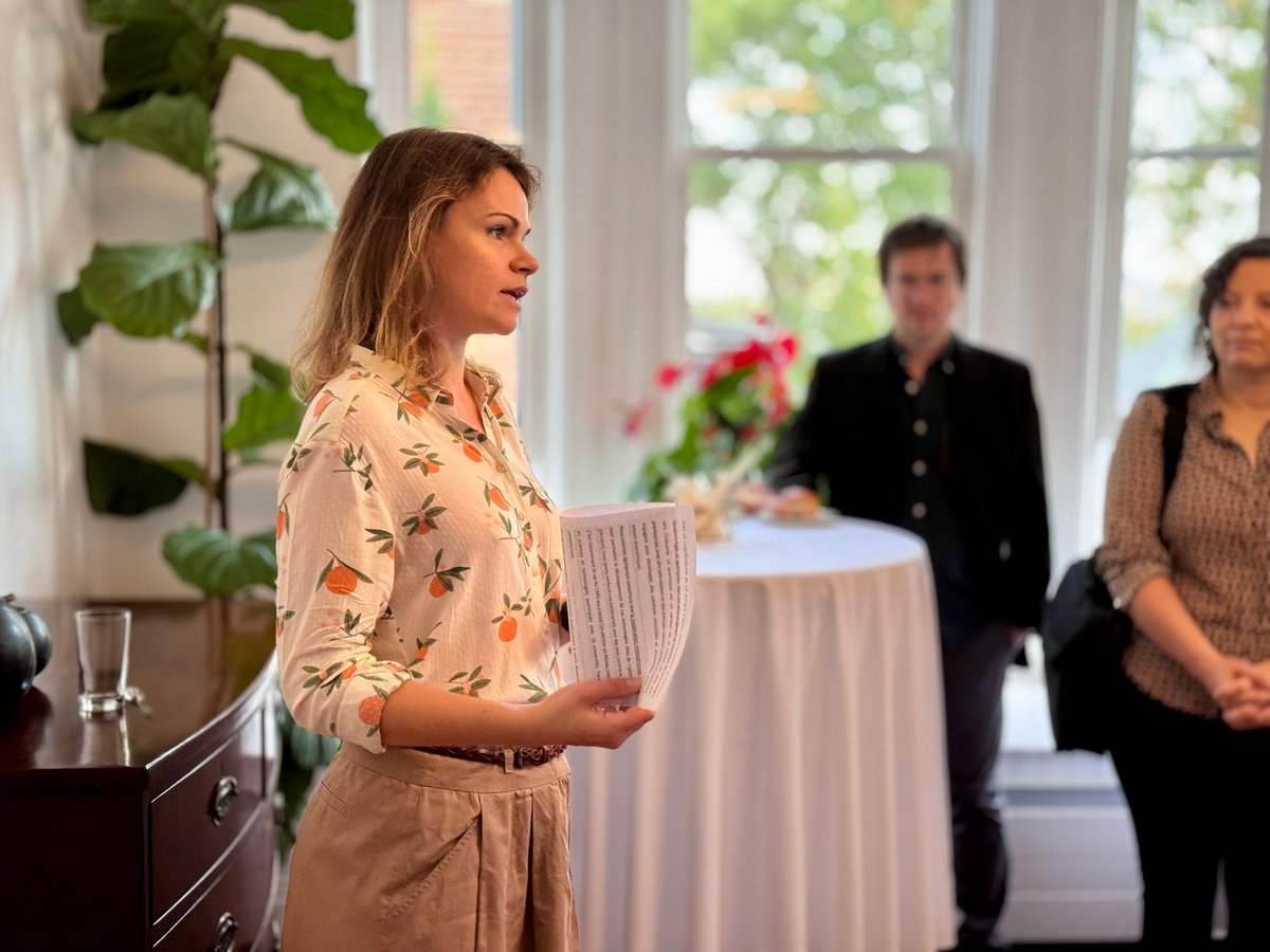 FranceaMontreal's tweet image. Dans le cadre de la Quantum Week, la Consule générale de France à Montréal @MarieLapierreFR recevait ce matin à la Résidence de France les acteurs français et québécois du quantique à Montréal. 

#QuantumWeek